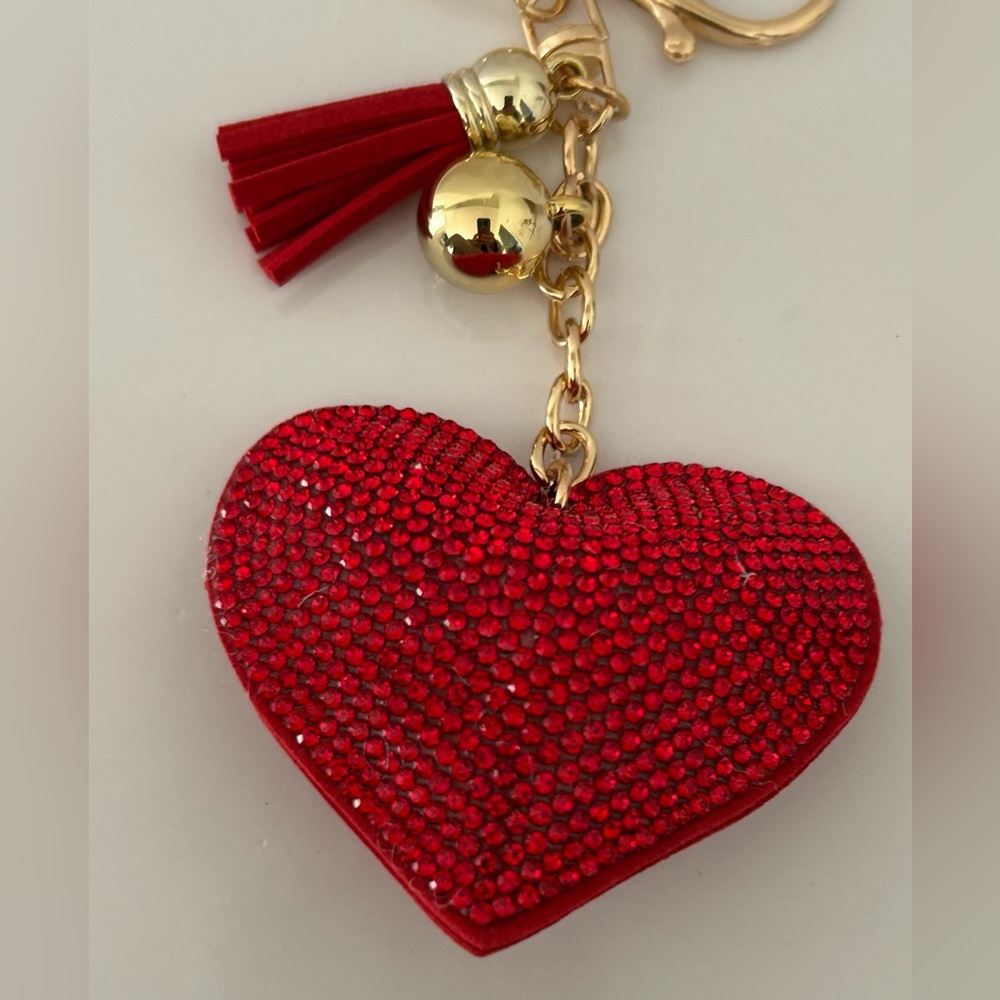 Red Rhinestone Heart Keychain Charm Bag Charm Tassel Gold Hardware New - Picture 3 of 5